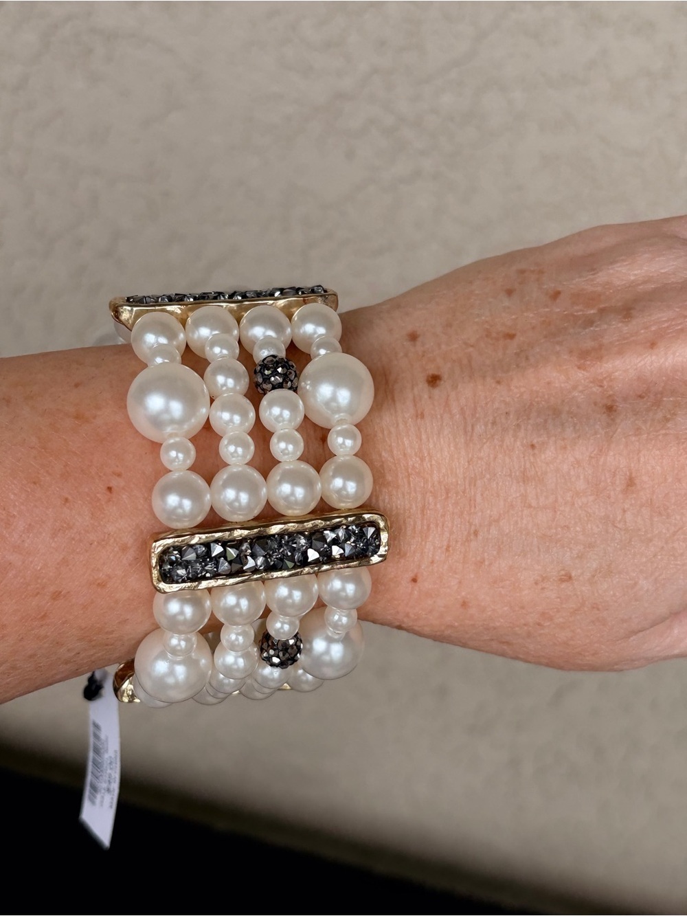 Chico’s “Gale” Stretch Bracelet